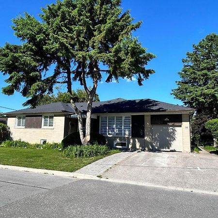 Brand New Lower Home With Exclusive Bathroom Toronto Eksteriør billede