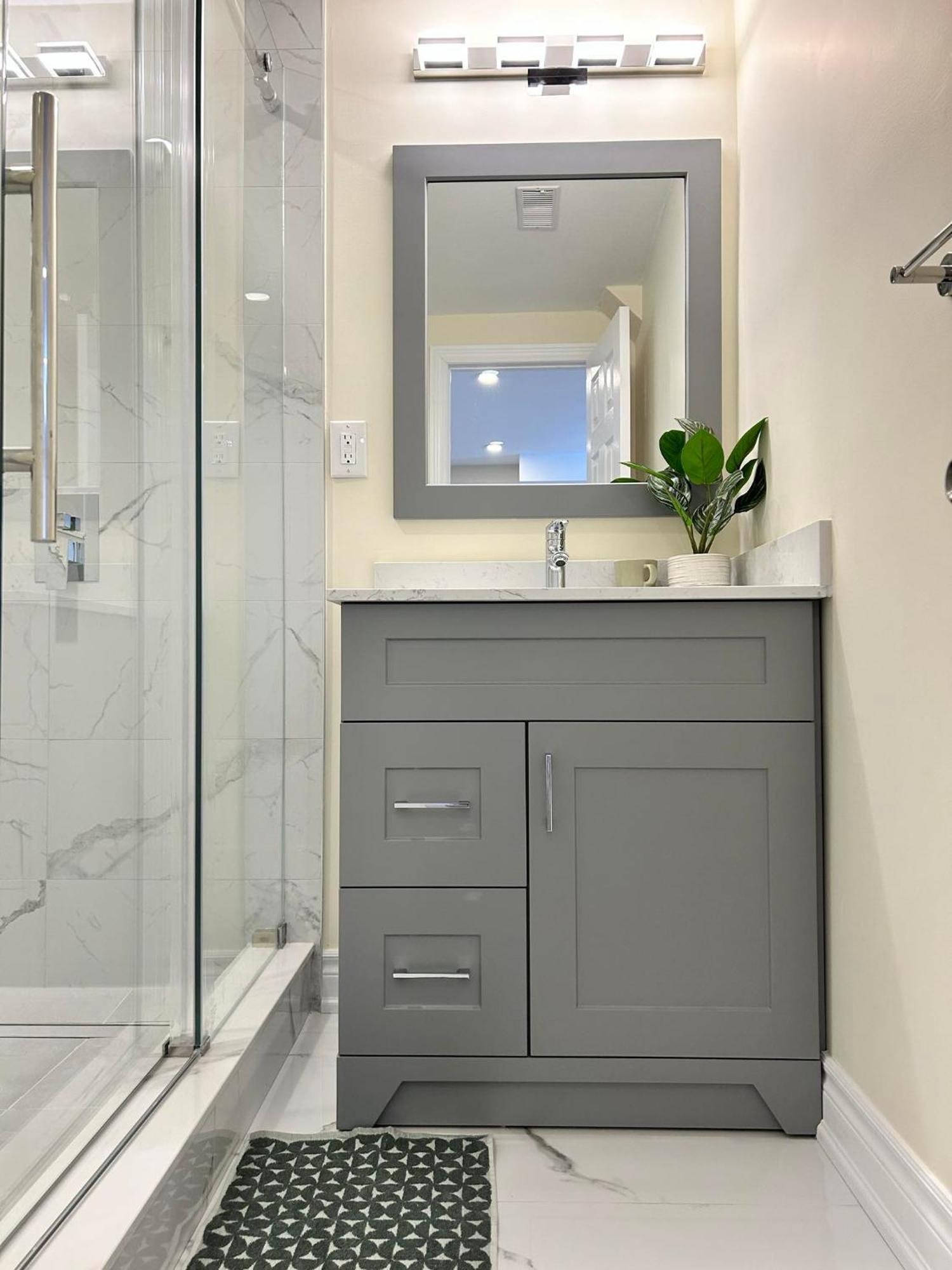 Brand New Lower Home With Exclusive Bathroom Toronto Eksteriør billede